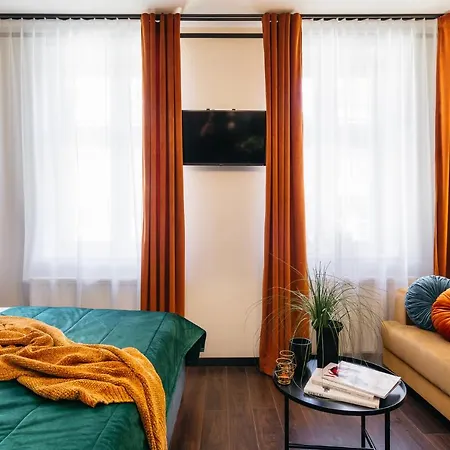 Estery12 Aparthotel