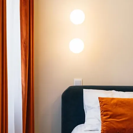 Estery12 Aparthotel
